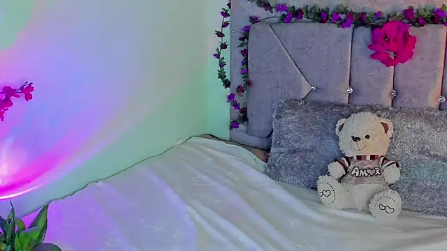 Britanny77 online show from 03-26-26, 11:46