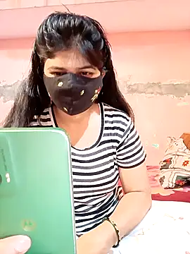 Snapshot of Soni_299 chatting on 02-07-26, 06:32 Soni 299 online show from 02-07-26, 06:32