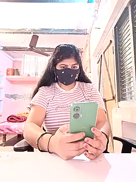 Snapshot of Soni_299 chatting on 02-02-26, 06:12 Soni 299 online show from 02-02-26, 06:12