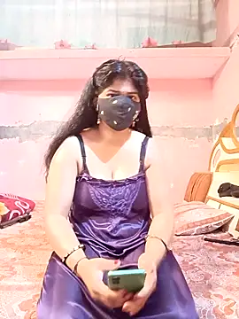 Snapshot of Soni_299 chatting on 02-18-26, 04:32 Soni 299 online show from 02-18-26, 04:32