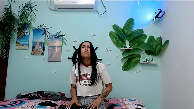 lucerodelamanana343 online show from 02-11-26, 07:25