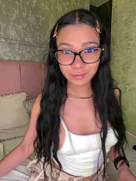 Little Lexyy online show from 06-21-26, 04:29