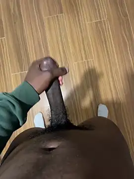 Snapshot of HotTwink_ZAR chatting on 04-23-26, 08:54 HotTwink ZAR online show from 04-23-26, 08:54