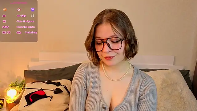 Next2Marie online show from 04-04-26, 05:25