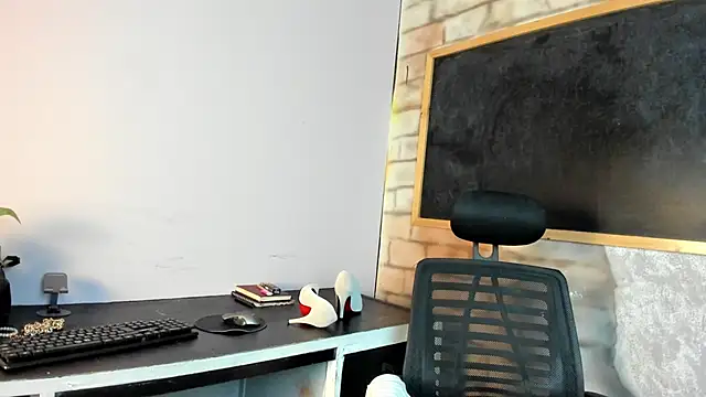 milenahot  69 online show from 03-24-26, 10:59