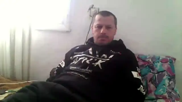 Snapshot of Ivan9iutt chatting on 02-01-26, 08:23 Ivan9iutt online show from 02-01-26, 08:23