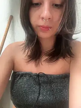 Maiden hot online show from 01-12-26, 03:08