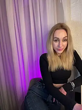 Snapshot of AnesaKis chatting on 05-04-26, 11:07 AnesaKis online show from 05-04-26, 11:07