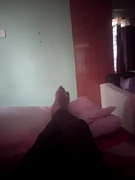 deshi9inch9 online show from 04-04-26, 08:54