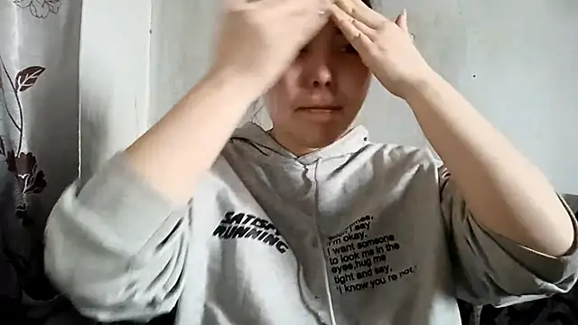 Snapshot of MollyAsian chatting on 02-04-26, 04:07 MollyAsian online show from 02-04-26, 04:07