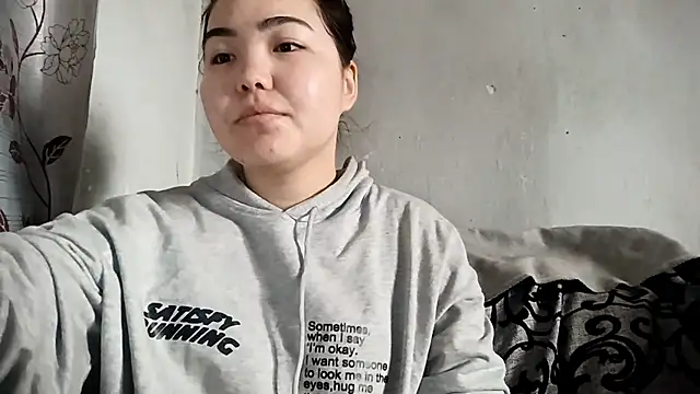 Snapshot of MollyAsian chatting on 02-03-26, 04:21 MollyAsian online show from 02-03-26, 04:21