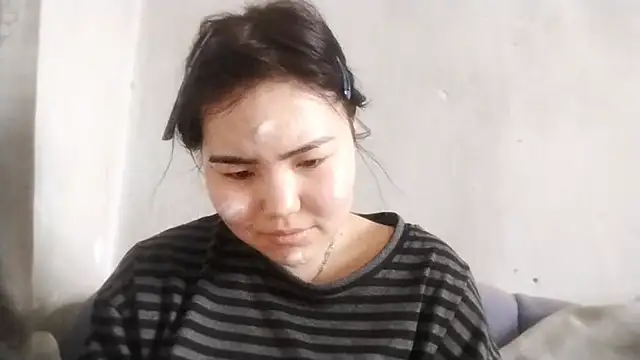 Snapshot of MollyAsian chatting on 02-19-26, 05:48 MollyAsian online show from 02-19-26, 05:48