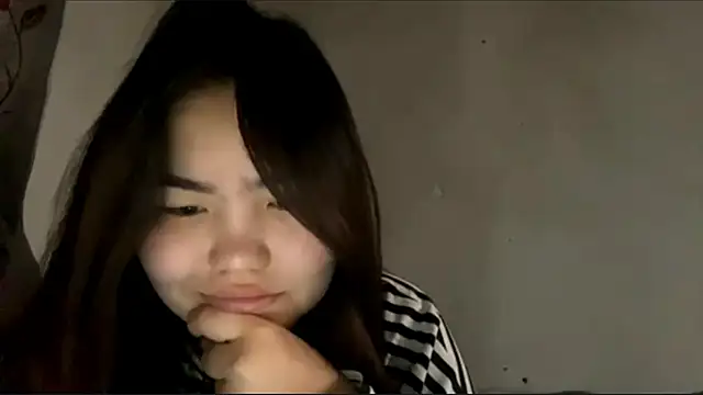 Snapshot of MollyAsian chatting on 01-16-26, 05:22 MollyAsian online show from 01-16-26, 05:22