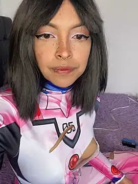 Snapshot of sakuraanduchira_ chatting on 03-01-26, 06:30 sakuraanduchira online show from 03-01-26, 06:30