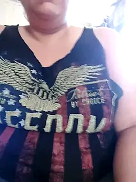Snapshot of Katiemarie9618 chatting on 05-11-26, 06:27 Katiemarie9618 online show from 05-11-26, 06:27