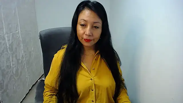 soyElena46 online show from 03-04-26, 11:29