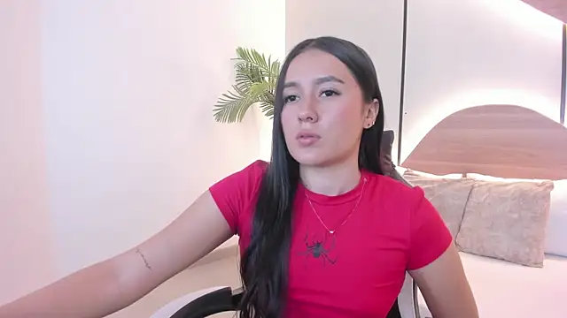 mia slora online show from 06-04-26, 02:38