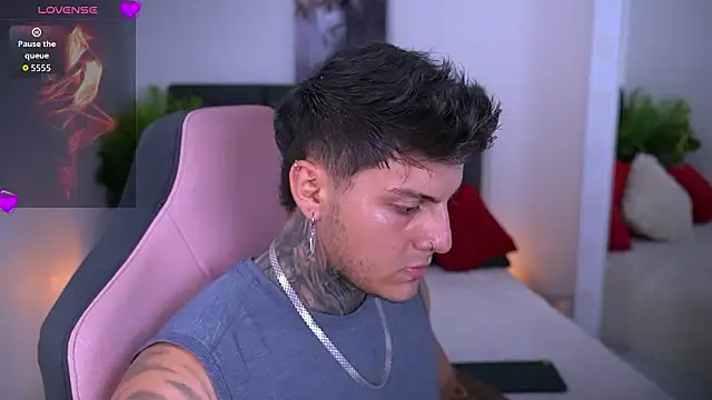 Snapshot of goldenatlasX chatting on 03-03-26, 09:55 goldenatlasX online show from 03-03-26, 09:55