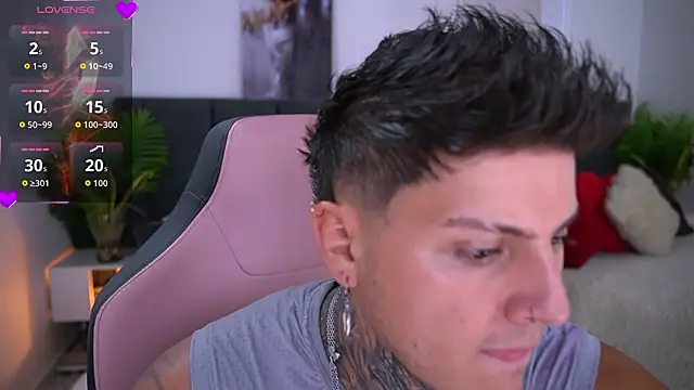 Snapshot of goldenatlasX chatting on 02-20-26, 07:38 goldenatlasX online show from 02-20-26, 07:38