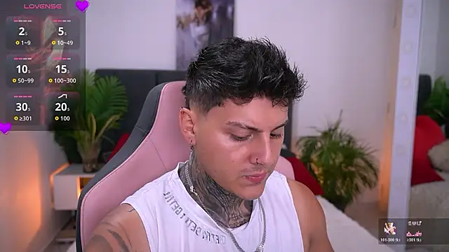 Snapshot of goldenatlasX chatting on 02-18-26, 06:04 goldenatlasX online show from 02-18-26, 06:04