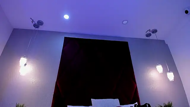 emily clarkk  online show from 03-16-26, 08:22