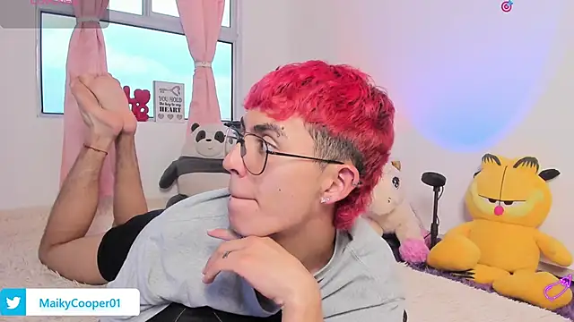 Maiky Cooper01 online show from 02-22-26, 08:54