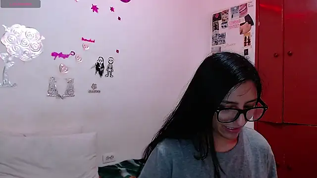 couple  party  online show from 01-14-26, 09:29