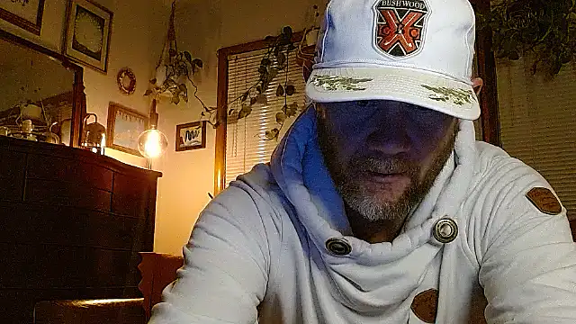 marcus graves 13 online show from 01-14-26, 01:42