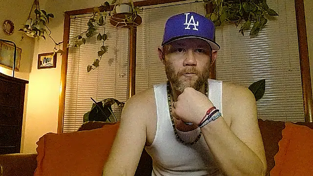 Snapshot of marcus_graves_13 chatting on 02-10-26, 01:48 marcus graves 13 online show from 02-10-26, 01:48