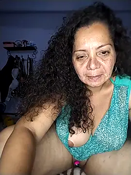 Snapshot of Gorditacarlota chatting on 04-22-26, 03:46 Gorditacarlota online show from 04-22-26, 03:46