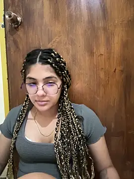 Snapshot of diosa_sofia19 chatting on 04-08-26, 01:51 diosa sofia19 online show from 04-08-26, 01:51