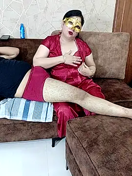 Snapshot of Desikalakaar0069 chatting on 06-19-26, 02:12 Desikalakaar0069 online show from 06-19-26, 02:12