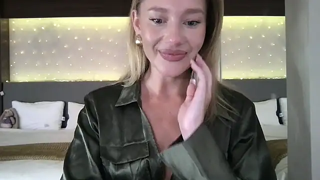 Snapshot of Stella_muse chatting on 03-31-26, 03:30 Stella muse online show from 03-31-26, 03:30