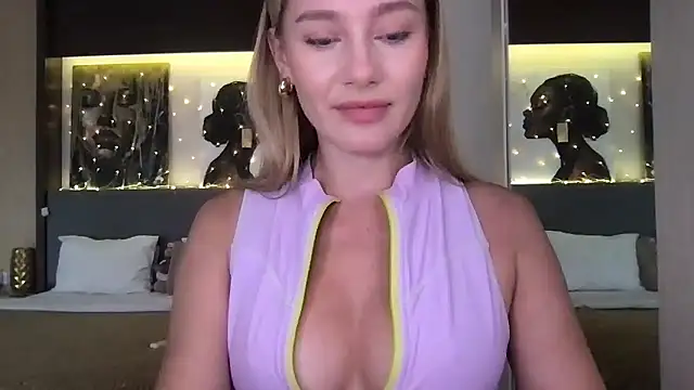 Stella muse online show from 01-17-26, 02:26