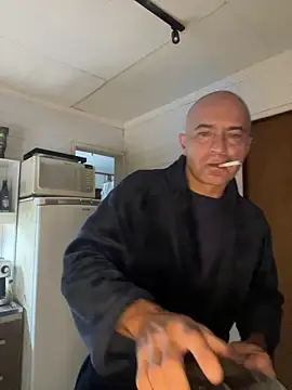 Snapshot of dogfrota chatting on 06-01-26, 03:22 dogfrota online show from 06-01-26, 03:22