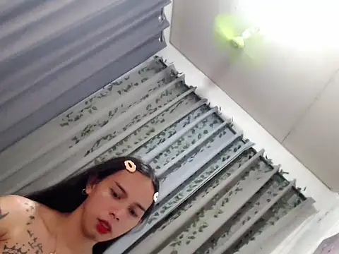 Snapshot of LOVELYMAYUMIE chatting on 12-09-24, 01:45 LOVELYMAYUMIE online show from 12-09-24, 01:45