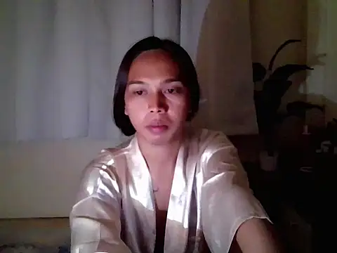 LOVELYMAYUMIE online show from 04-05-26, 04:02