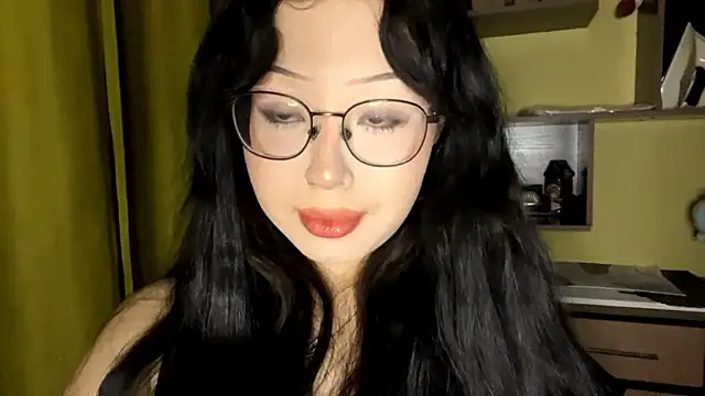 KateWhisp online show from 01-12-26, 05:20