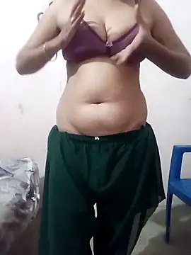 sexyqueen558 online show from 04-08-26, 07:26