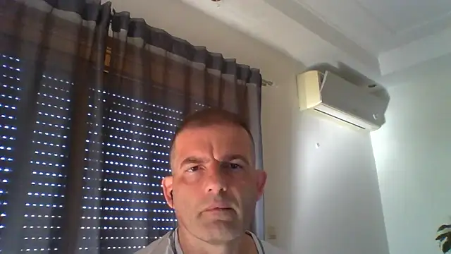 Snapshot of _grj1 chatting on 07-24-26, 07:59 grj1 online show from 07-24-26, 07:59