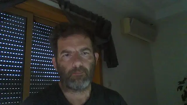 Snapshot of _grj1 chatting on 07-12-26, 06:14 grj1 online show from 07-12-26, 06:14