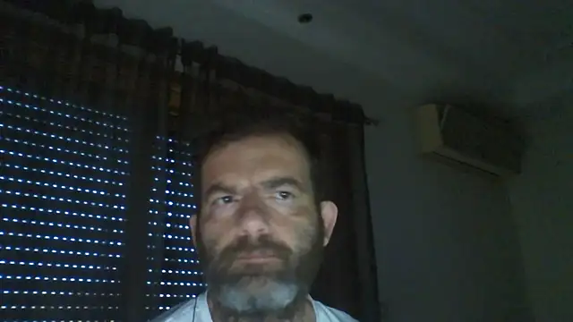 Snapshot of _grj1 chatting on 06-06-26, 05:34 grj1 online show from 06-06-26, 05:34