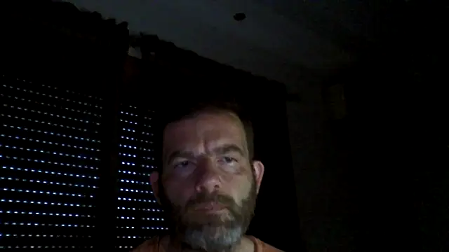 Snapshot of _grj1 chatting on 05-24-26, 05:18 grj1 online show from 05-24-26, 05:18