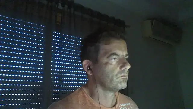 Snapshot of _grj1 chatting on 06-14-26, 05:41 grj1 online show from 06-14-26, 05:41