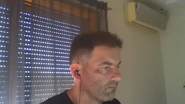 Snapshot of _grj1 chatting on 04-29-26, 07:56 grj1 online show from 04-29-26, 07:56