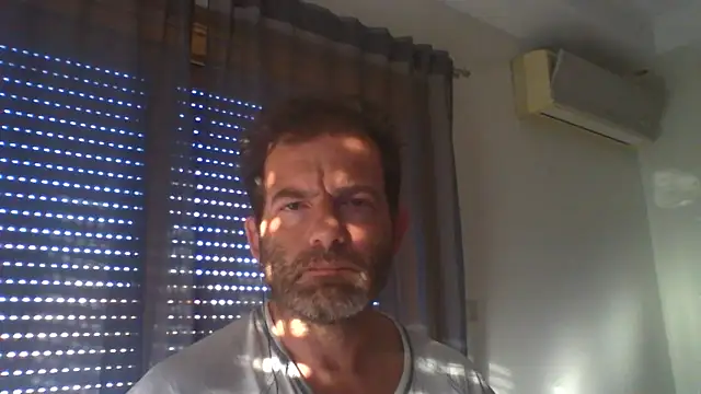 Snapshot of _grj1 chatting on 06-28-26, 06:41 grj1 online show from 06-28-26, 06:41