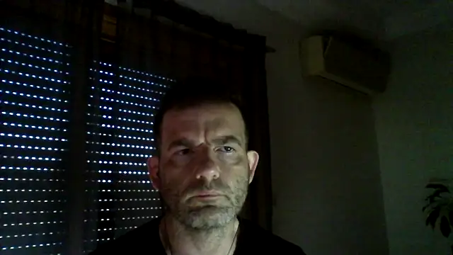 Snapshot of _grj1 chatting on 05-01-26, 05:56 grj1 online show from 05-01-26, 05:56