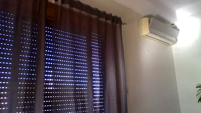 Snapshot of _grj1 chatting on 05-29-26, 07:47 grj1 online show from 05-29-26, 07:47