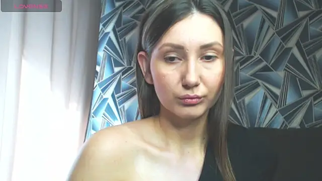 NikkiKiss    online show from 02-14-26, 05:40