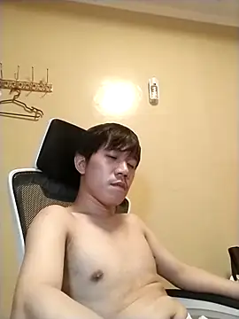 Snapshot of asian_guy67 chatting on 05-29-26, 07:42 asian guy67 online show from 05-29-26, 07:42